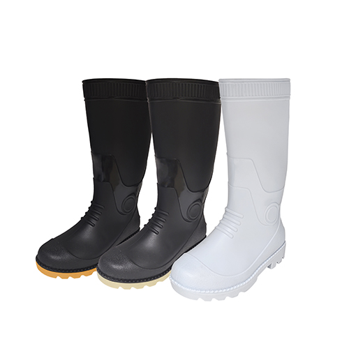 PVC rain boots are suitable for use in what weather conditions